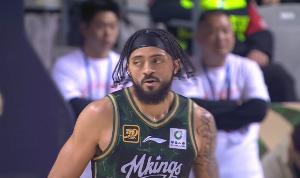 很高效！杰伦-哈里斯替补登场22分钟 13中8砍下24分3板4助2断