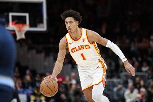 妙手空空！老鹰全场22次抢断联盟三年来新高 逼出猛龙31个失误