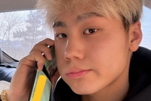 真的开心啊！毛伟杰社媒晒照拿到驾照：轮到我咯