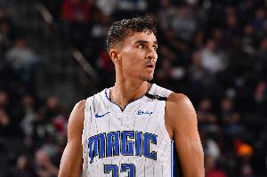 【菜鸟】魔术18号秀21+6+7 雷霆米切尔17分 河村10分钟11分3板3助