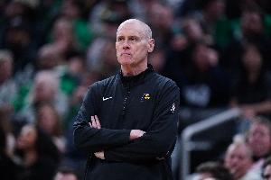 卡莱尔谈被逆转：比赛可不是只有30分钟 大家都有责任