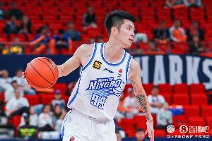 表现全面！王子瑞9中4拿到13分9板9助准三双 正负值+15
