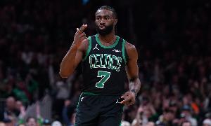 杰伦-布朗：我们的防守有所松懈 也许是因为我们有些自满的情绪