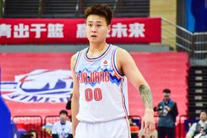 状态不佳！赵睿出战17分钟 2中1得到仅2分6助攻