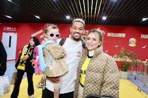 记者：内尔松-卢斯和马特乌斯将在2025赛季继续效力青岛西海岸