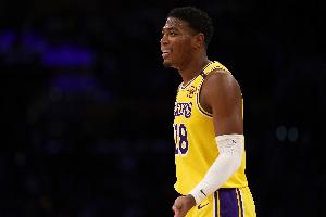 Buha：湖人还没决定DFS是否首发 比较合逻辑的是八村塁替补