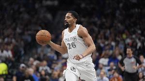 得分助攻一肩挑！丁威迪半场9中4拿到17分7助 罚球7中7