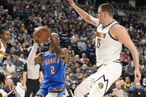 华子：不知道联盟还会不会再给约基奇一个MVP 本赛季我选SGA