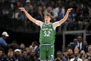 【菜鸟】弗拉格26分8板7助2断 埃奇库姆22分6板6助 里斯26分17板