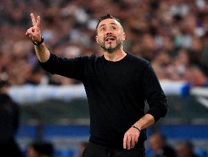 英媒：热刺球员本周将提前抵达球场且不坐大巴，球迷取消迎接活动