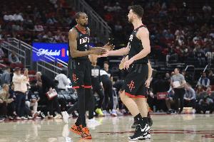 申京：KD投丢后他会一直投直到投进为止 这是非常强大的心理素质