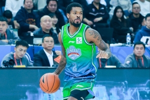 杀红了眼！哈姆雷特半场15投10中&三分3中2 狂砍28分3篮板3助攻