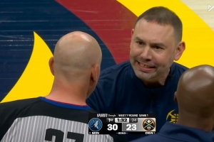 血亏！戈登被吹进攻犯规&首节3犯 阿德尔曼挑战失败&抱怨吃T