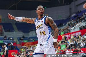 CBA官网：广厦重新注册雷琼·塔克 取消贾卡尔·桑普森注册